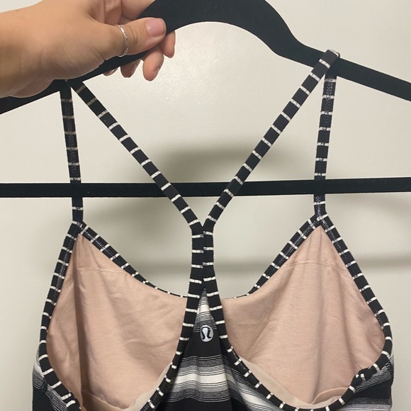 Lululemon tank - Picture 2 of 2